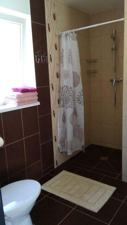 Brivdienu Maja Inese Бернати Экстерьер фото